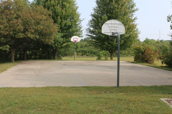 Camping at Eugene T Mahoney State Park in Nebraska