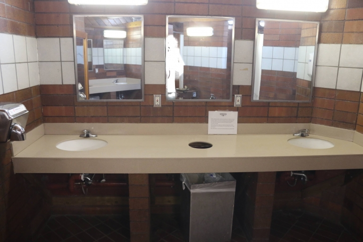 Camping at Eugene T Mahoney State Park in Nebraska