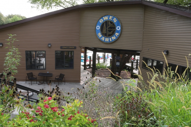 Camping at Eugene T Mahoney State Park in Nebraska