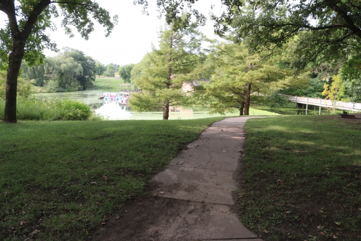Camping at Eugene T Mahoney State Park in Nebraska
