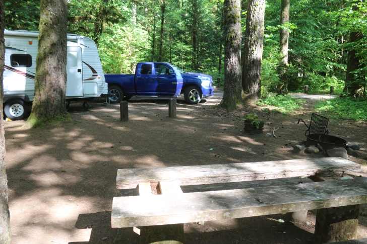 Trout Creek Campground on the South Santiam River