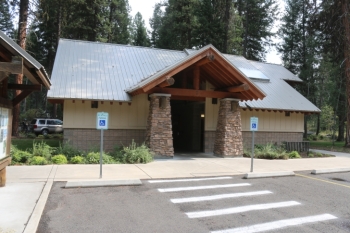 A guide to camping at Ponderosa State Park in Idaho