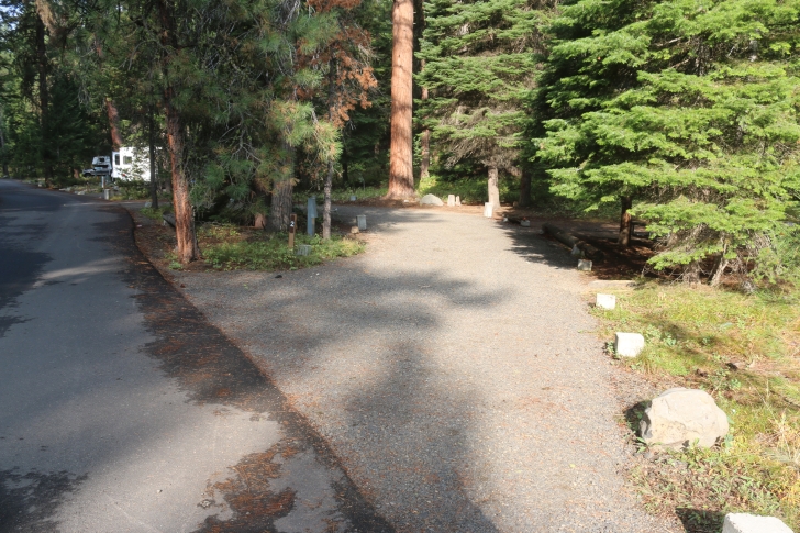 A guide to camping at Ponderosa State Park in Idaho