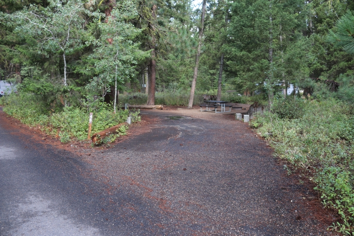 A guide to camping at Ponderosa State Park in Idaho