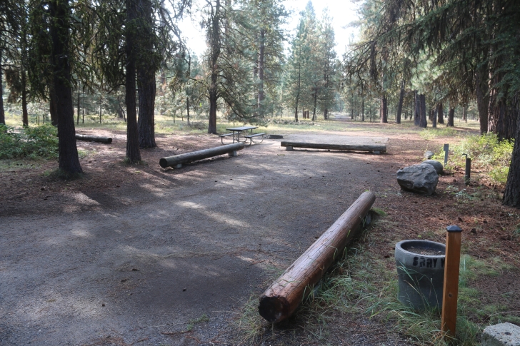 A guide to camping at Ponderosa State Park in Idaho