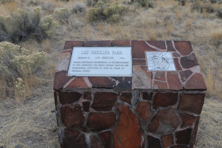 Camping at the Lud Drexler Park on the Salmon Falls Creek Reservoir