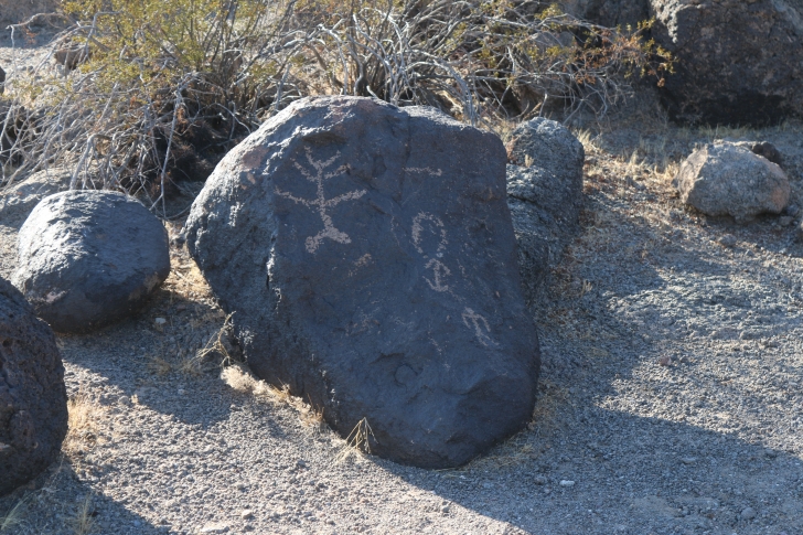 Camping at Painted Rock Campground and Petroglyph site.