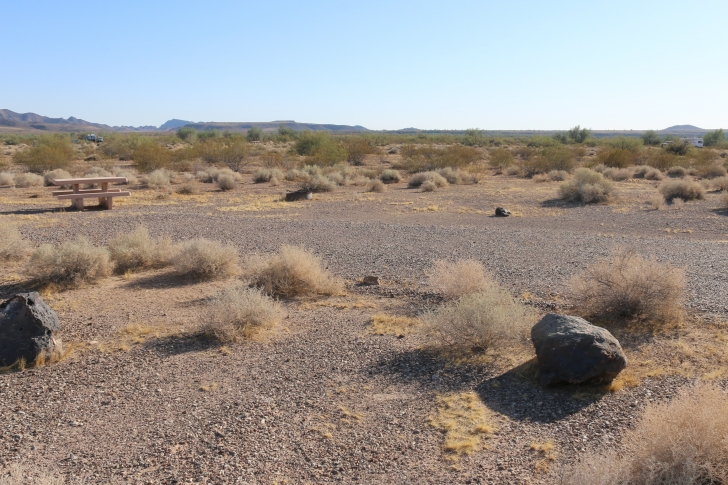 Camping at Painted Rock Campground and Petroglyph site.