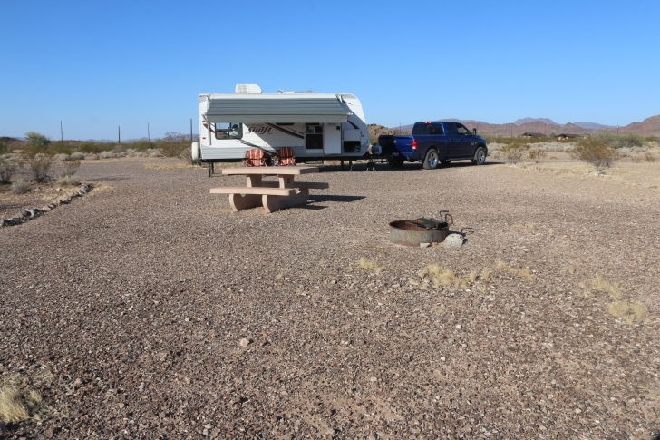 Camping at Painted Rock Campground and Petroglyph site.