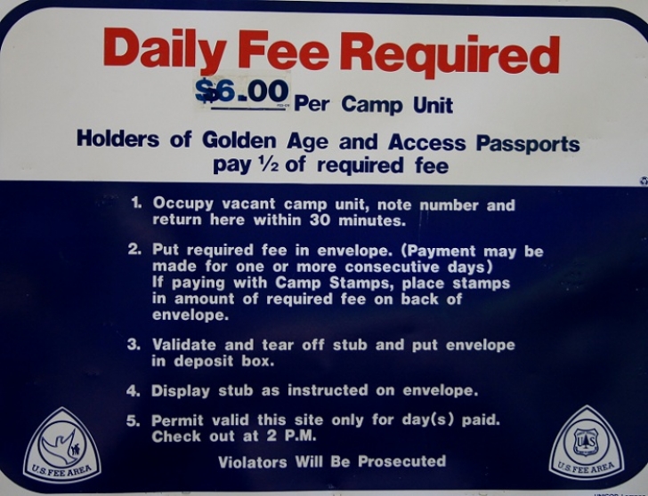 Camping in Idahos Abbot Campground - Information sign