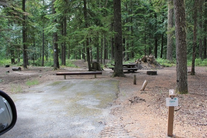 Camping in Washingtons Adams Fork Campground
