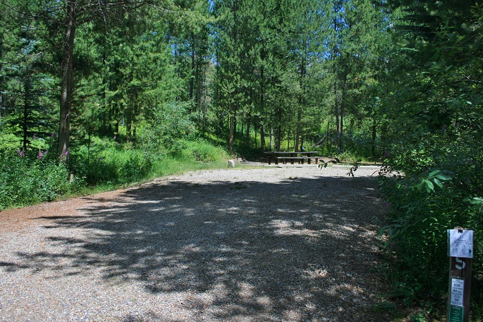 A picture of campsite 5 in Alpine Campground in Alpine Campground on Palisades Reservoir in eastern Idaho.