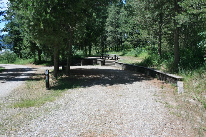 A picture of campsite 8 in Alpine Campground on Palisades Reservoir in estern Idaho.
