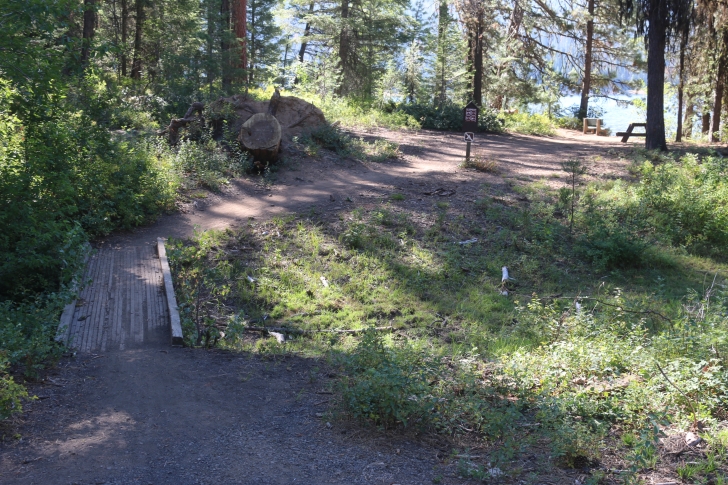 Camping in Antelope campground on Sagehen Reservoir.