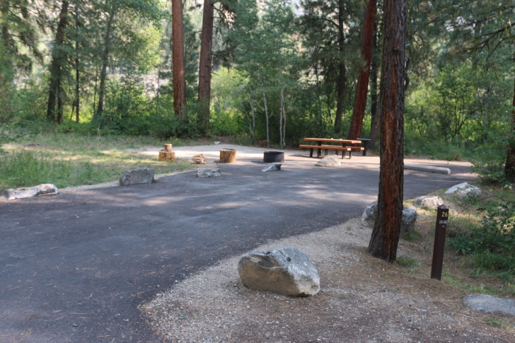 A guide to camping in Baumgartner Campground near Featherville Idaho