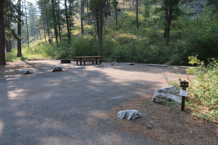 A guide to camping in Baumgartner Campground near Featherville Idaho