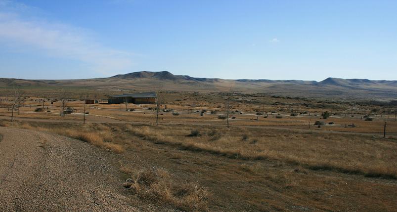 picture of Eagle cove campground in bruneau dunes state park near bruneau idaho
