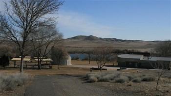 picture of the observatory at bruneau dunes state park bruneau idaho