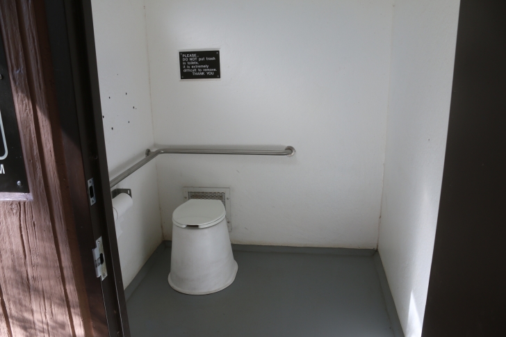 Camping at Cartwright Ridge Campground at Sagehen Reservoir.