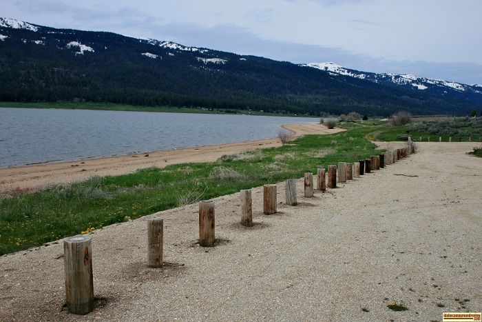 Check out Pelican Cove for your picnic especially if you want to play on the beach.