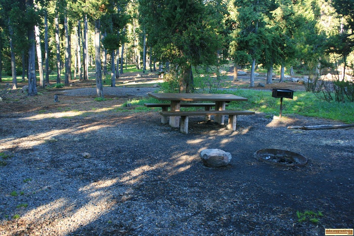 Campsite in Diamondfield Jack Campground near Magic Mountain.