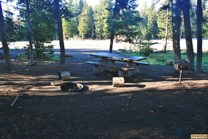 Campsite in Diamondfield Jack Campground near Magic Mountain.