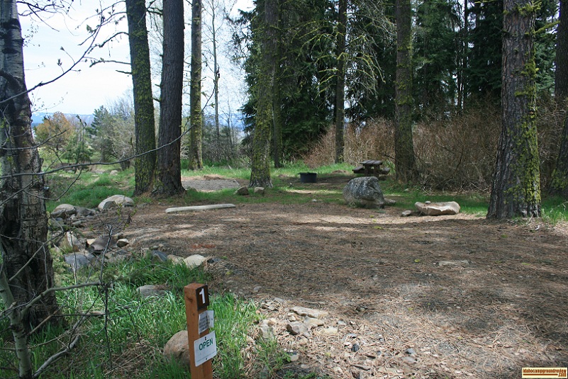 French Creek Campground on Cascade Lake.