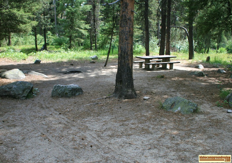 Grandjean Campground tent / rv camping site