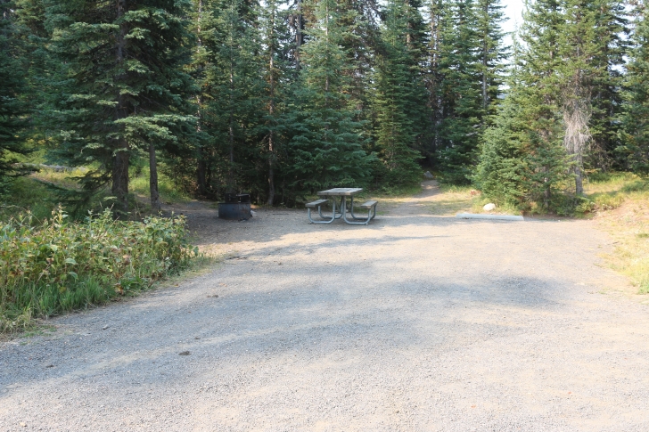 A guide to camping Grouse Campground on Goose Lake in Idaho