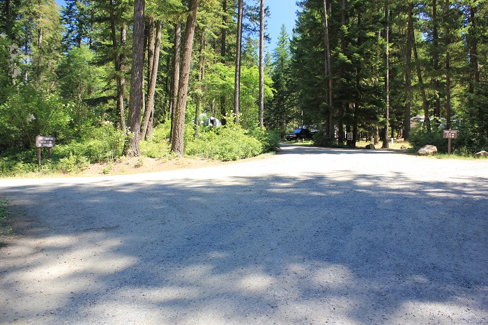 Hawleys Landing Campground sign and info