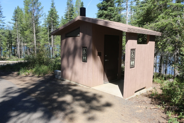 Camping at Hollywood Point Campground on Sagehen reservoir.