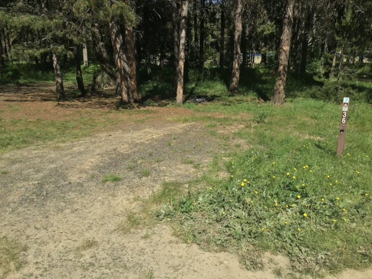 Campsite 36 in Horsethief Reservoir Campground.