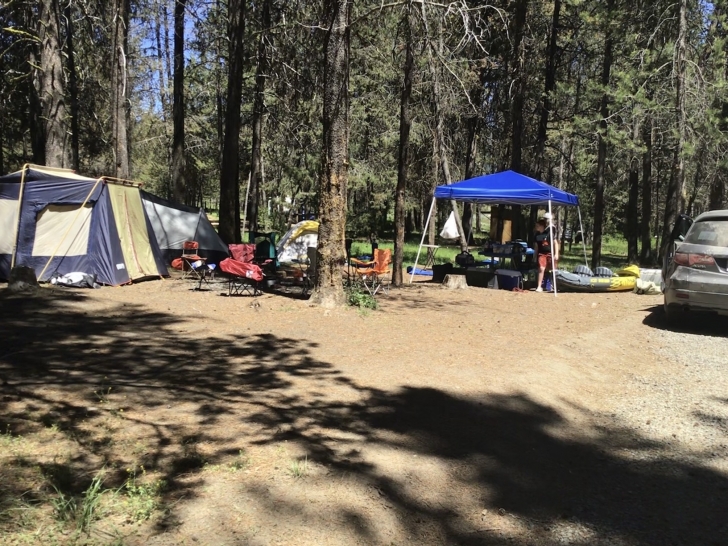 Camping in Horsethief Reservoir Campground
