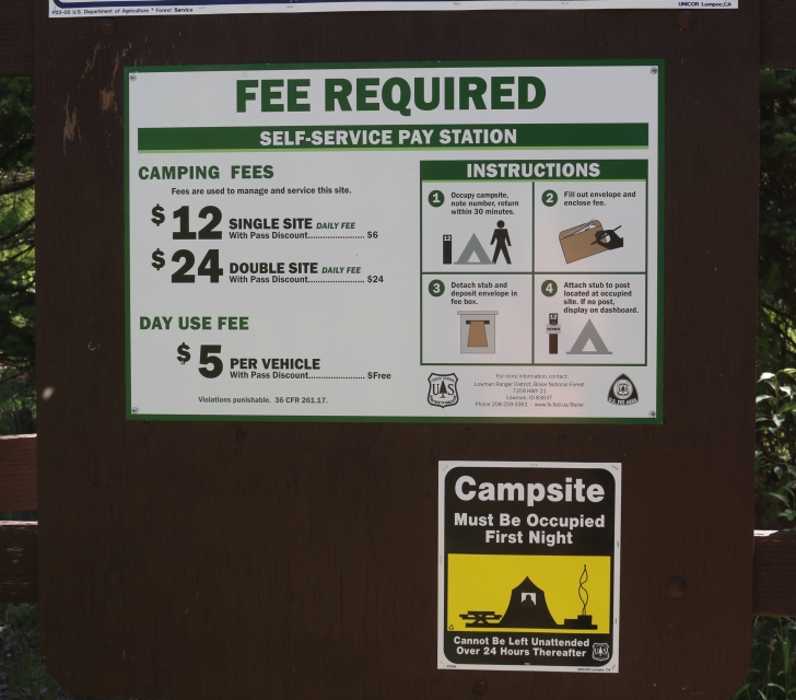 Camping at Howers Campground on Deadwood Reservoir in Idaho