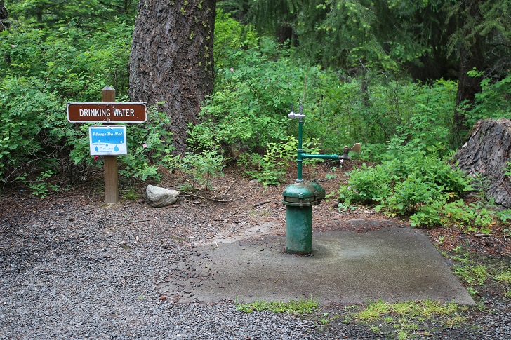 There are 2 wells, this one is pressurized.