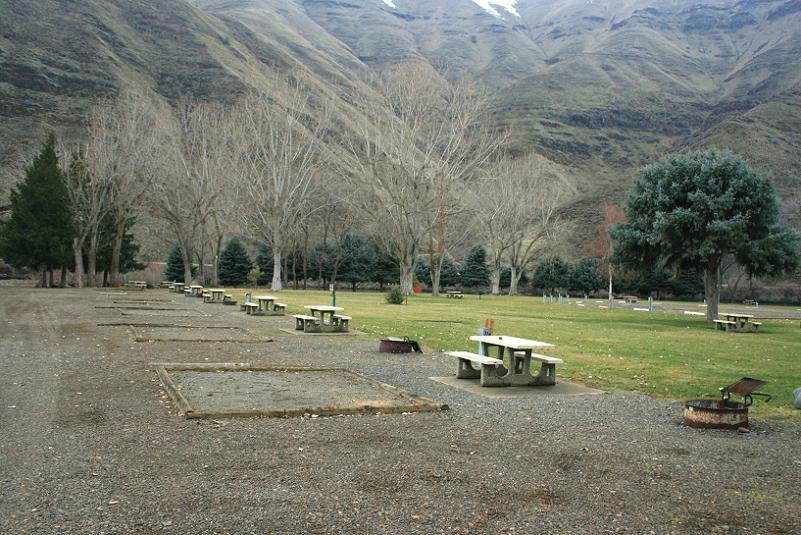 McCormick Park tent camping sites.