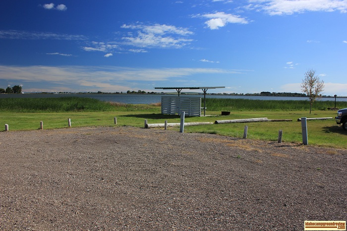 This is the parking spot for Campsites 19 on the left and 20 on the right.
