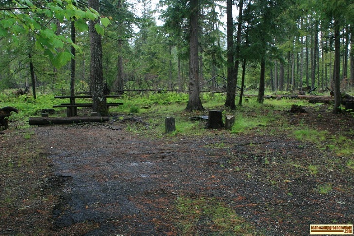 Outlet Campground on Priest Lake