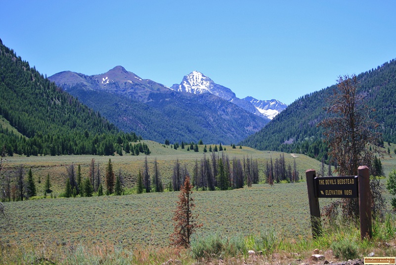 The Devil's Bedstead near Phi Kappa Campground on the Big Lost River.