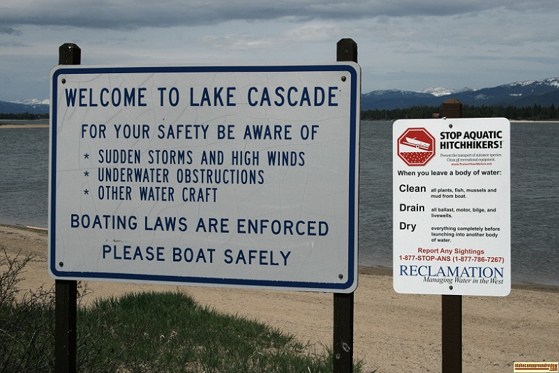 Poison Creek boat ramp info sign
