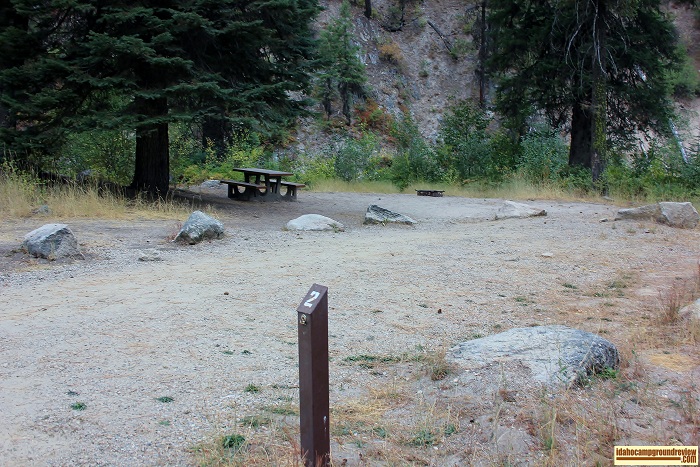 Rattlesnake Campground sign.