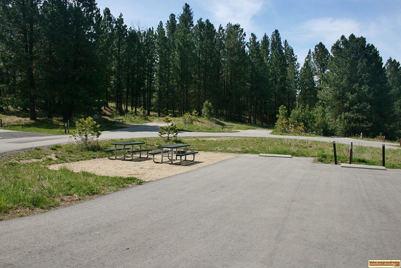 Ridgeview Campground campanion campsite #190.