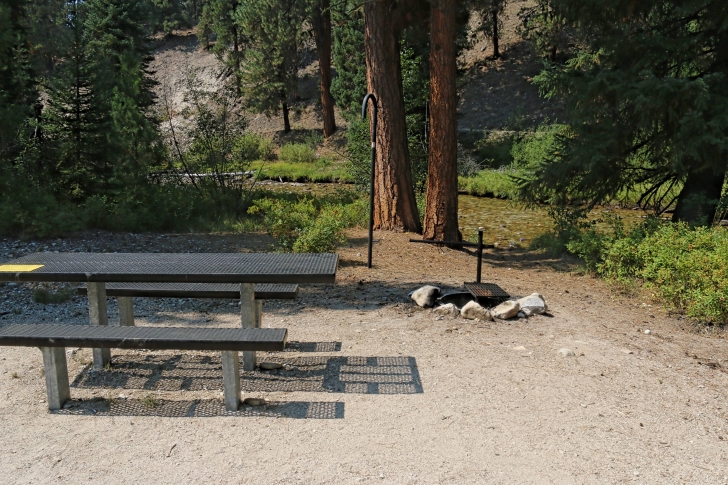 A guide to camping at Riverside Campground Atlanta Idaho.