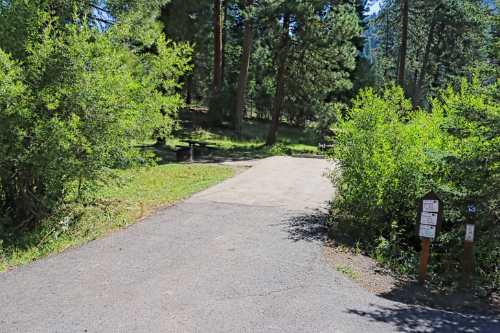 Camping in Sagehen Creek Campground at Sagehen reservoir.