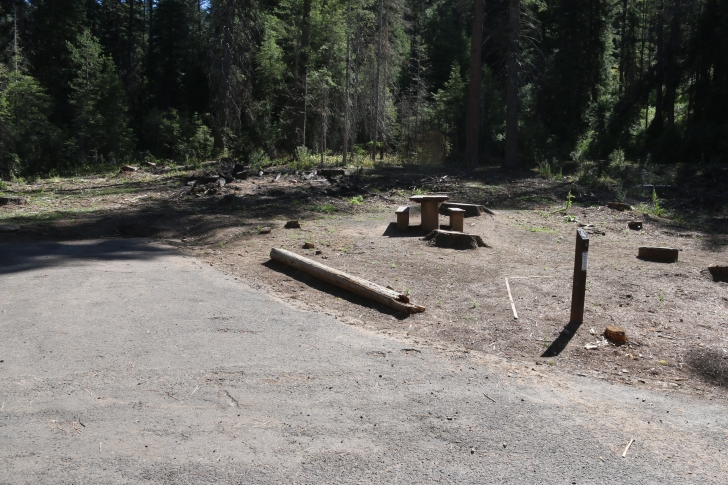 Camping in Sagehen Creek Campground at Sagehen reservoir.