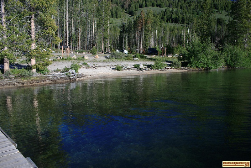 Smokey Bear Campground on Alturas Lake beach