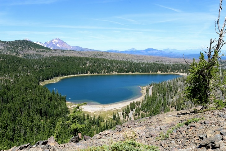 Camping in Oregons Three Creek Meadow Campground.