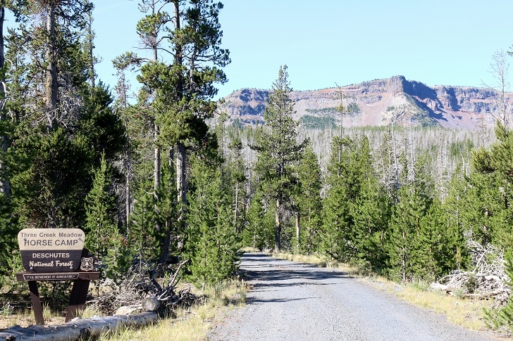 Camping in Oregons Three Creek Meadow Horse Camp.