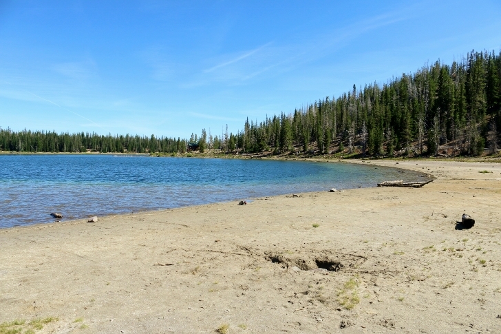 Camping in Oregons Three Creek Lake Campground.