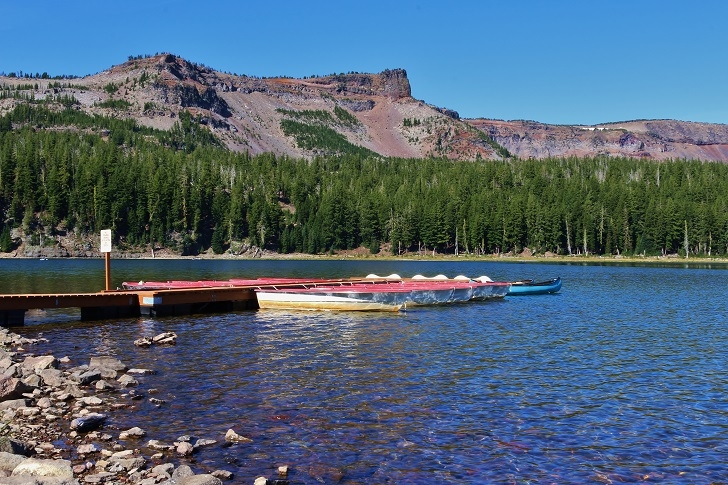 Camping in Oregons Three Creek Lake Campground.